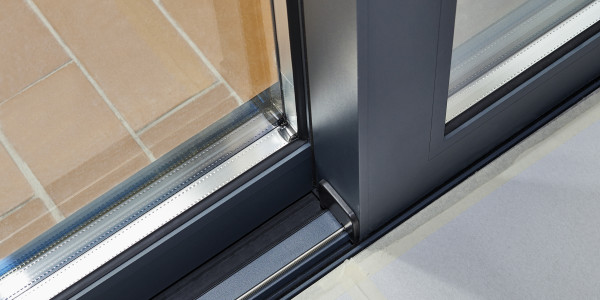 Puertas y Ventanas de Aluminio / PVC a medida en Tarragona · Puertas Correderas Aluminio