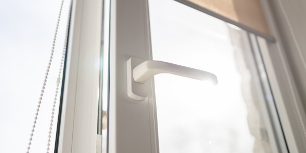 Puertas y Ventanas de Aluminio / PVC a medida en Tarragona · Estanqueidad al Aire