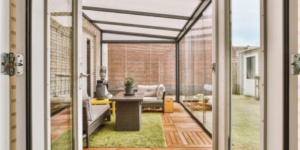 Puertas y Ventanas Insonorizadas de Aluminio / PVC en Tarragona · Cortinas de Cristal