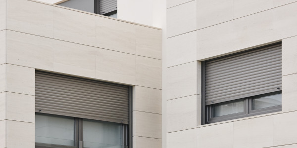 Puertas y Ventanas Seguridad de Aluminio / PVC en Tarragona · Aislamientos Acústicos